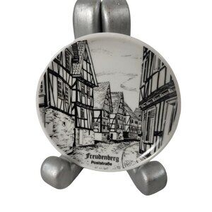Altenkunstadt Freudenberg West Germany Porcelain Coaster Plate Saucer 4 in Round